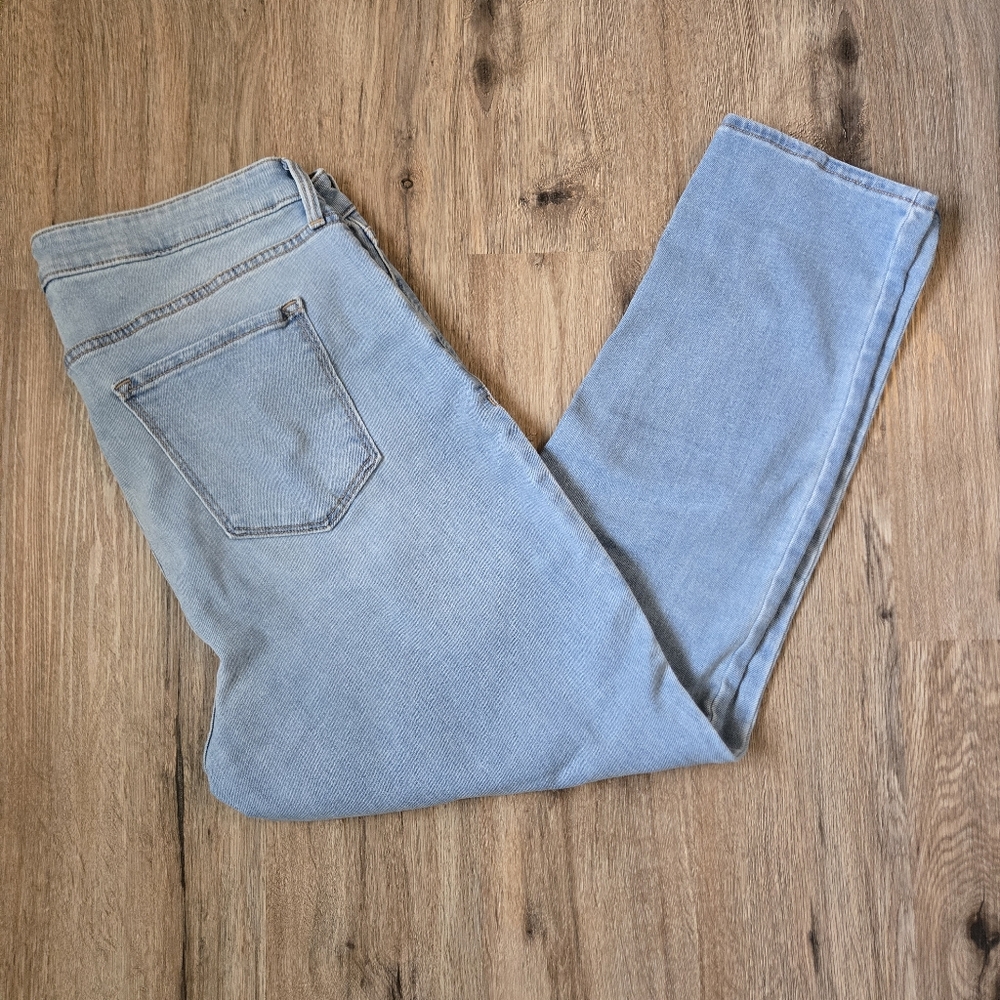 Old Navy Light Blue Straight Leg Jeans Size 16 Short